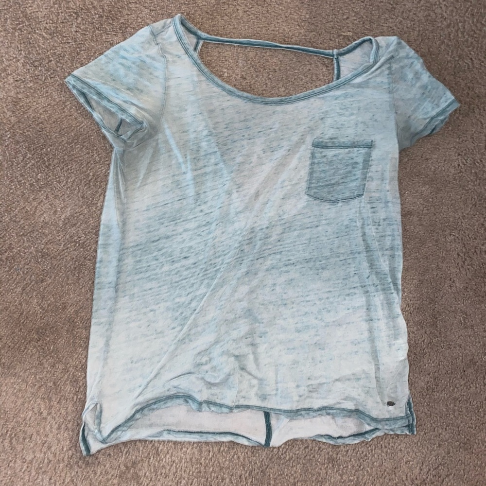 teal shirt
